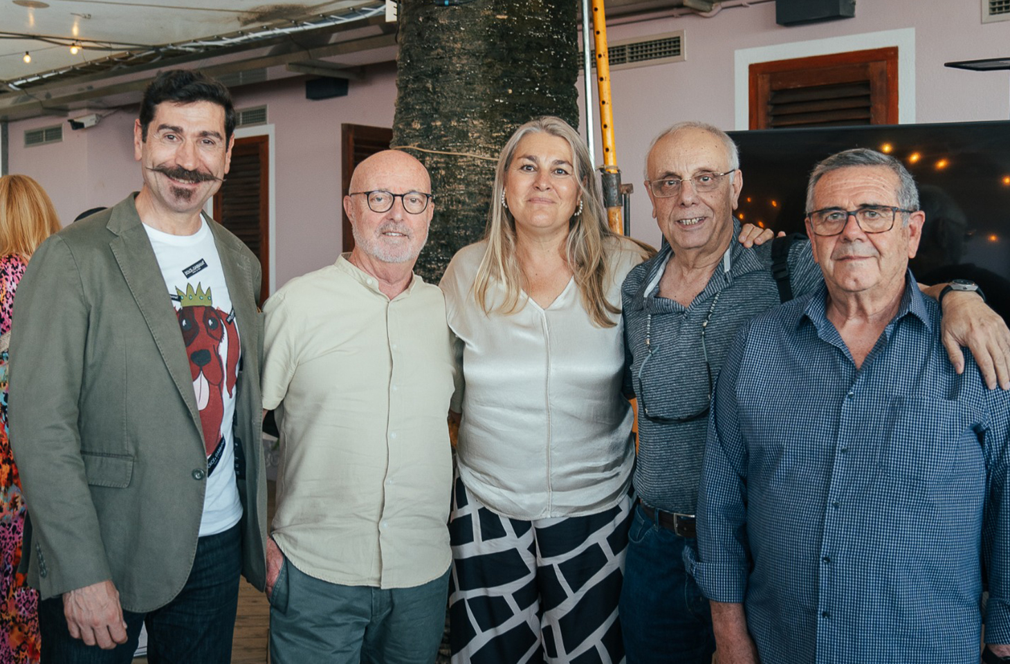 El ICOFCV apoya a la colegiada Bibiana Badenes en la presentación oficial de su nuevo libro